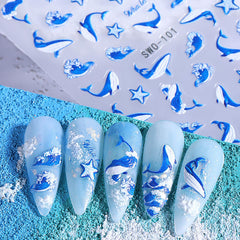 GRITOSE finished beach manicure worn outdoors for stylish summer nails