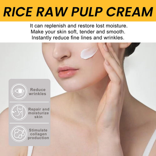Grospe cream texture closeup illustrating light, non-greasy consistency for fast absorption