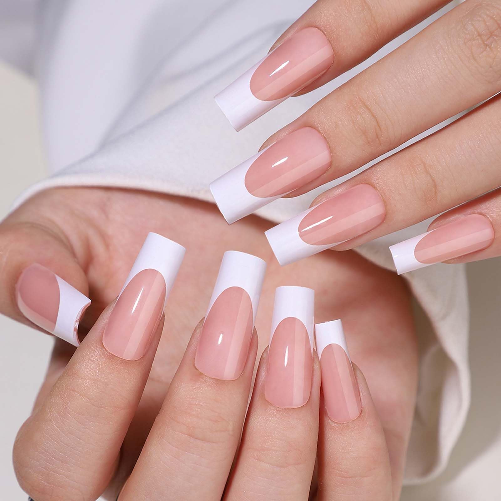 GUFUGU applying adhesive tab to press-on for quick glue-free application benefit