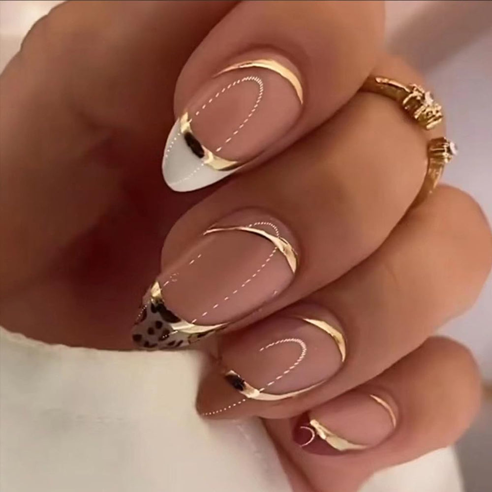 GUFUGU close-up of glossy ABS nail surface highlighting durability and shine benefit