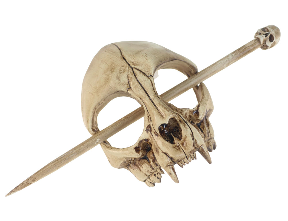 GuoShuang cat skull close detail highlighting resin texture and realistic sculpt benefit