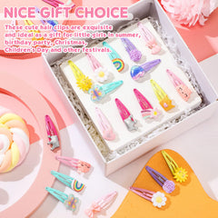Hanaive party gift presentation showing decorative clips as charming favors