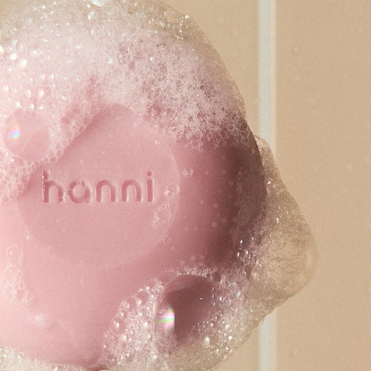 HANNI pump and label close-up highlighting product details