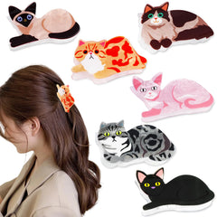 Hapdoo mother and daughter wearing clips sharing playful matching looks