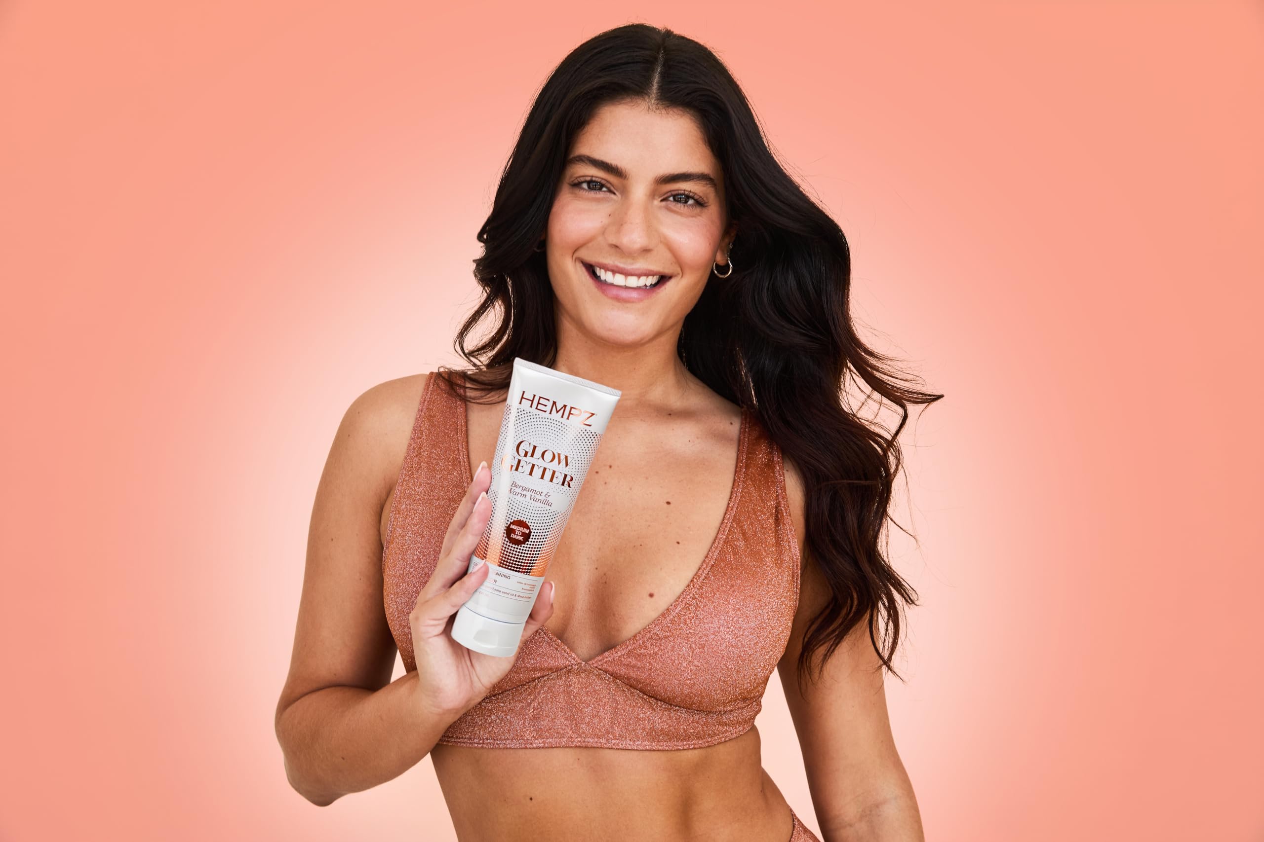 Hempz texture cream swipe showing smooth texture for even, streak-free color