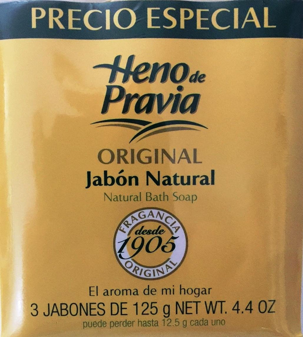 Heno de Pravia soap displayed in bathroom setting demonstrating portable size and everyday freshness
