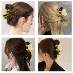 Heogacinlia clip paired with outfit adds playful accent to look