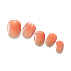heyhae nails curing in sunlight to show sun-cured gel finish