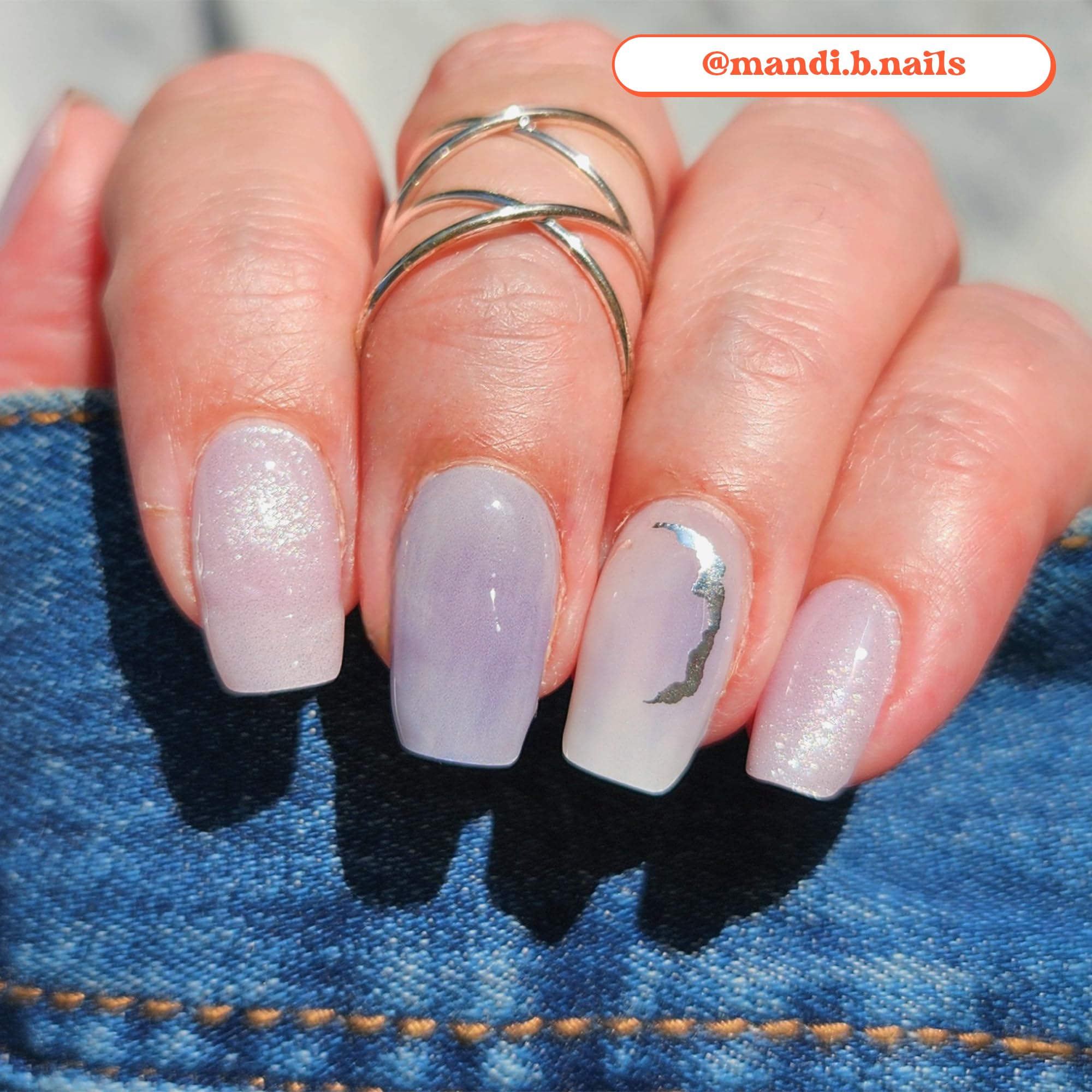 heyhae scale on nail swatch hand showing fit options and realistic size guide
