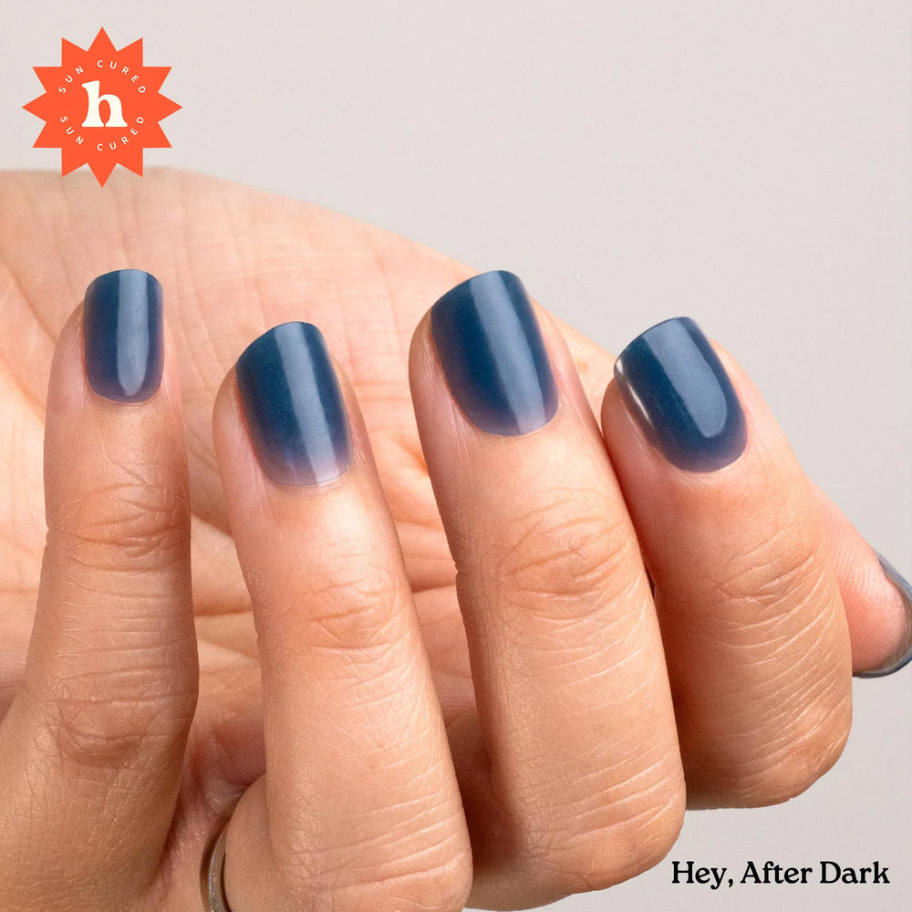 heyhae close-up of navy jelly strip highlighting rich color and smooth texture