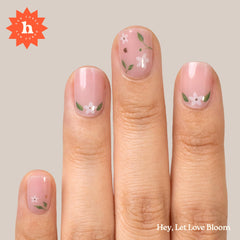 heyhae strip being applied on nail demonstrating quick, no-mess application