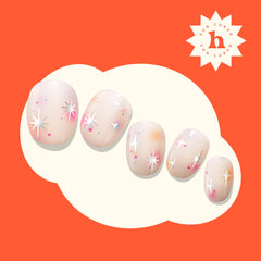 heyhae model wearing manicure showing polished look benefit