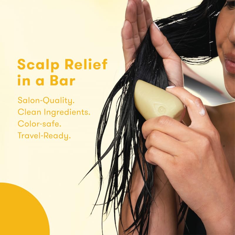 HiBAR Soothe being applied to wet hair for scalp soothing and moisturising