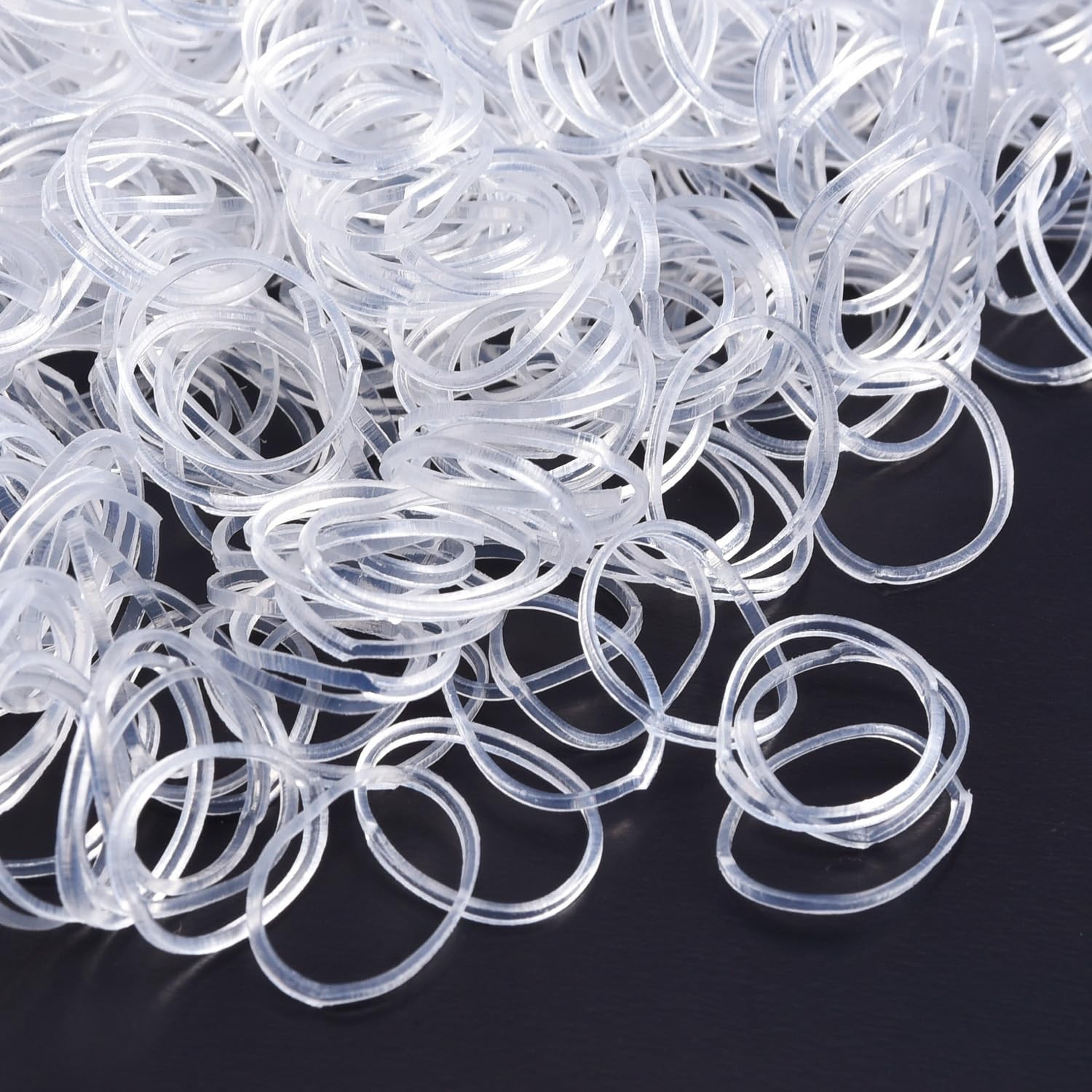Hicarer plastic round box filled with 2000 clear bands for neat storage