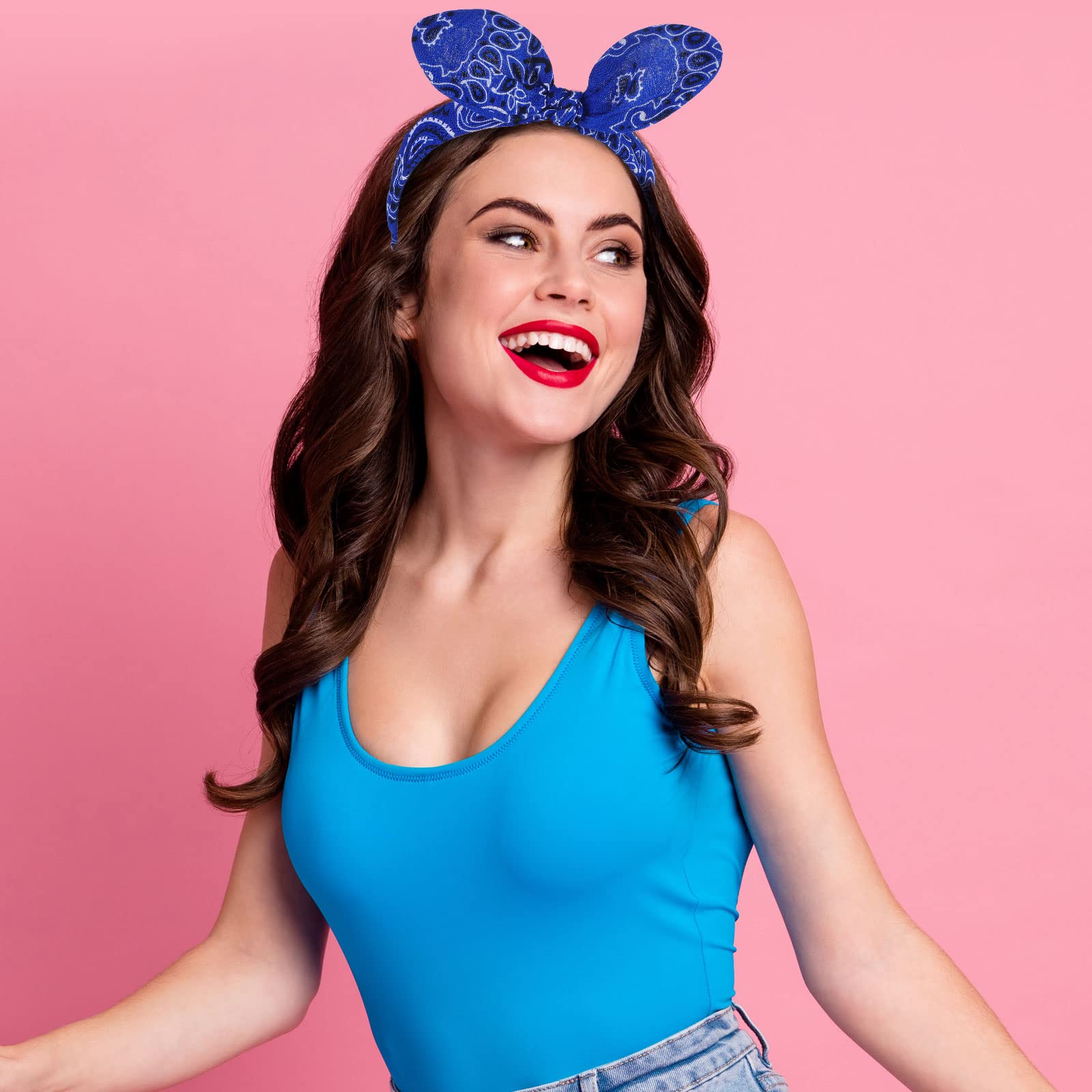 Hicarer headband styled with a summer outfit showing retro look and outfit enhancement
