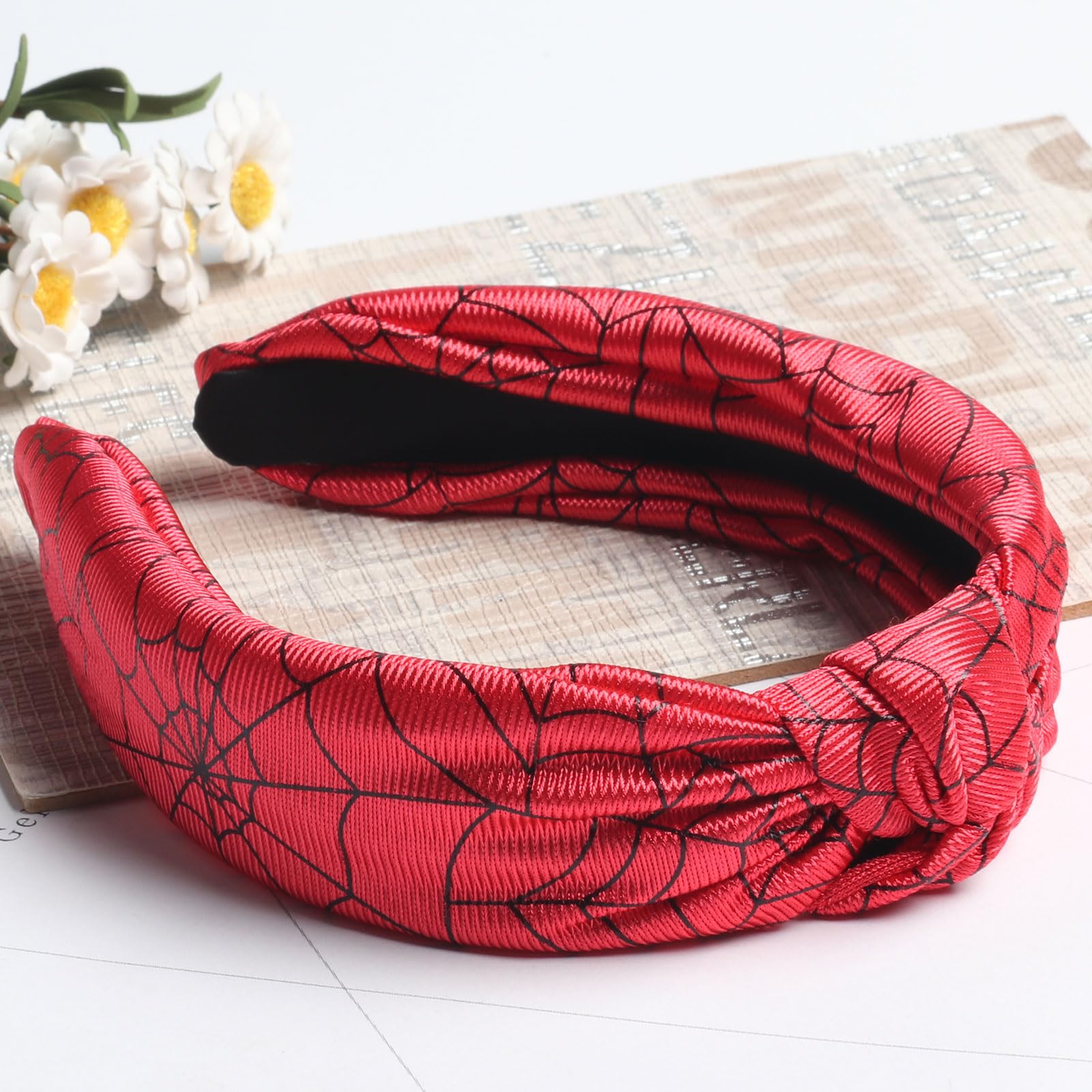 HIFANMM close-up of red top knot detail, highlights costume-ready accent