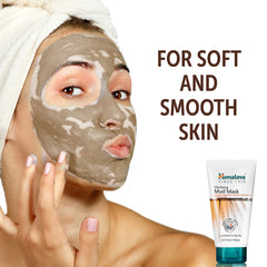 Himalaya mud mask on fingers demonstrating spreadability and even coverage