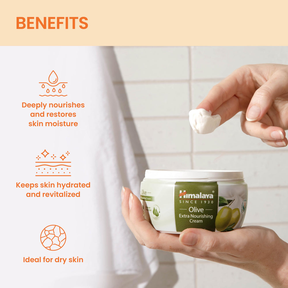 Himalaya close-up of olive and almond oils illustrating nourishing natural ingredients