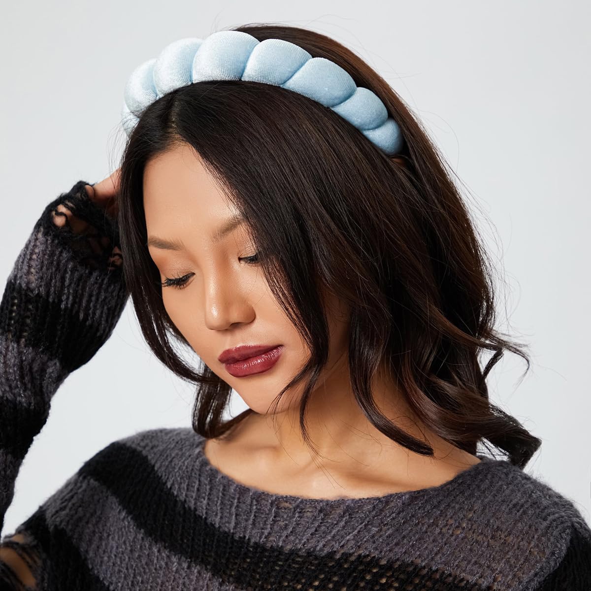 HitModa headband held in hand to show scale and roomy fit