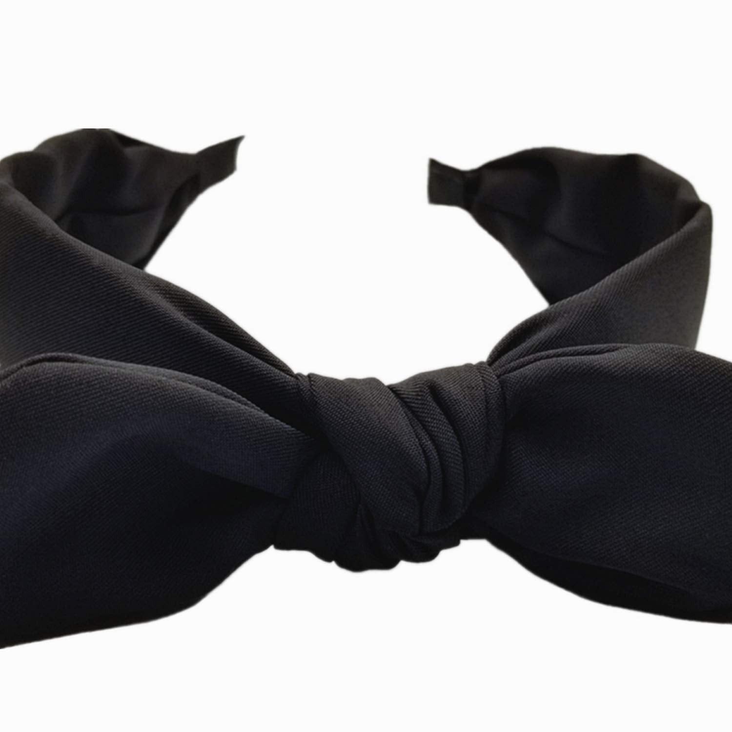 hodooly close-up of knotted bow detail highlighting adjustable styling benefit