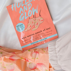 Holler & Glow peach and vanilla props highlighting scent variety benefit