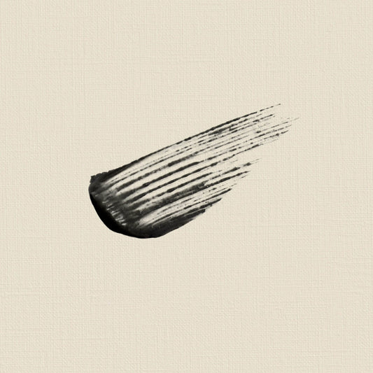 Honest Beauty brush applicator close-up separating hairs for precise application benefit