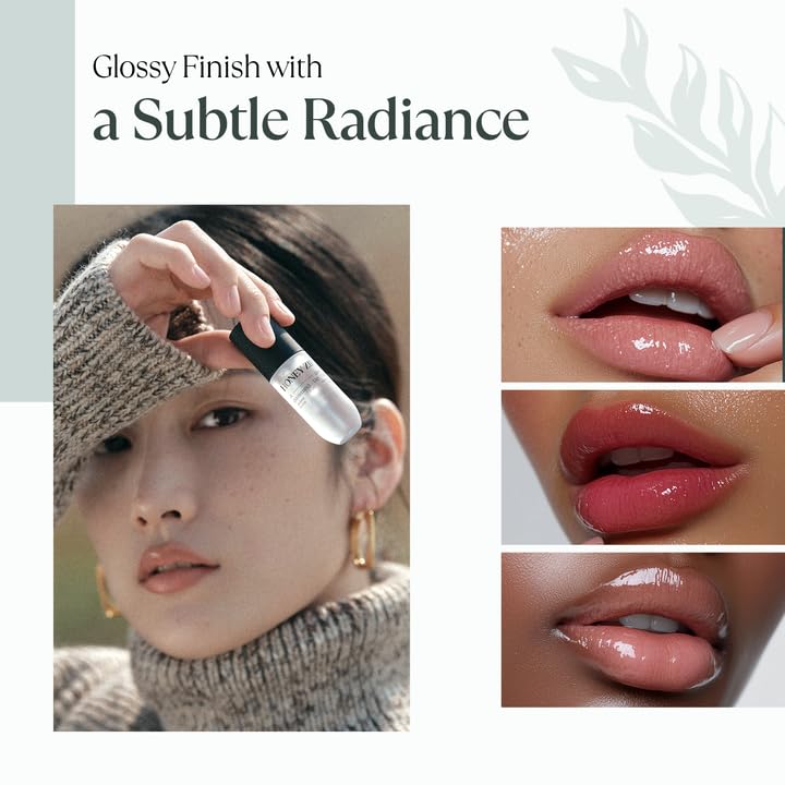HONEY ZIP applied on lips in natural light delivering instant shine and smoother look