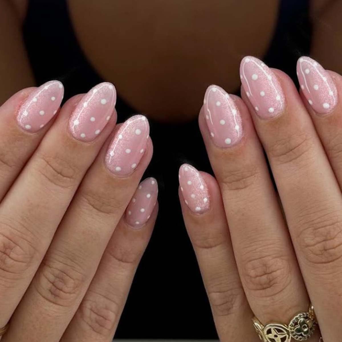 HPYFOI front packaging showing soft pink polka dot nails, quick salon look
