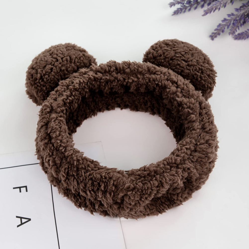 Huachi detailed view of bear ears adding cute style and secure fit for routines
