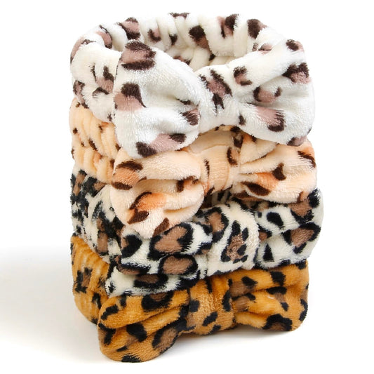 Huachi close-up of plush fabric highlights softness and gentle feel