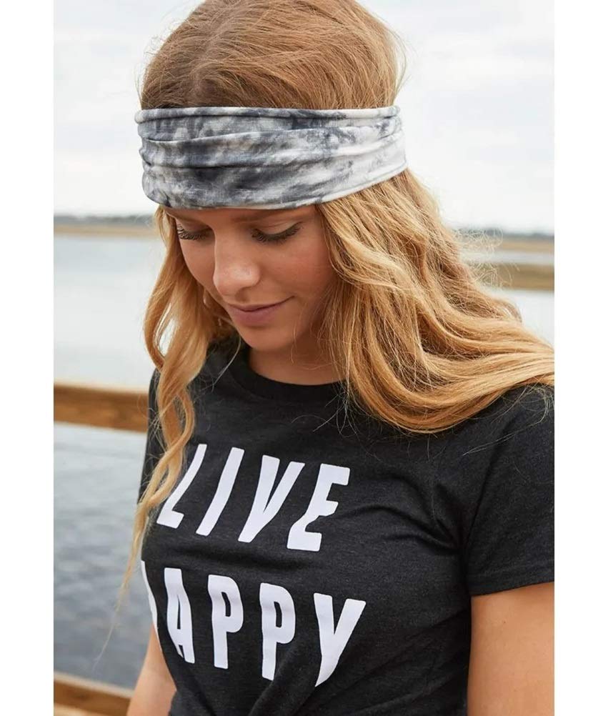 Huachi headband worn during yoga showing non‑slip fit and hair kept away from face