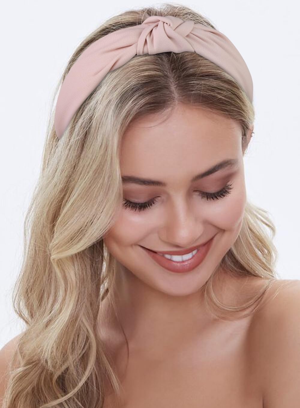 Huachi headband worn by teen with pink outfit for instant polish