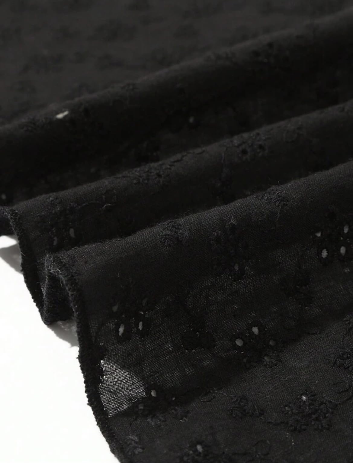 Huachi headscarf placed on hand showing size and packable convenience