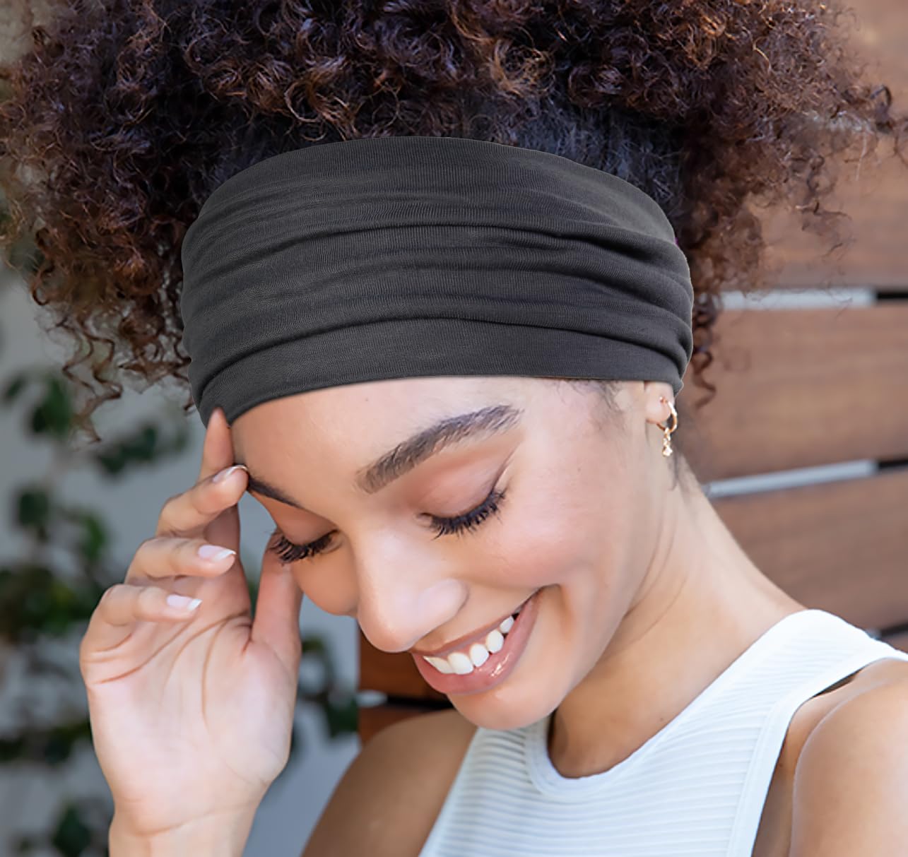 Huachi fabric close-up showing cotton-spandex texture for breathable comfort