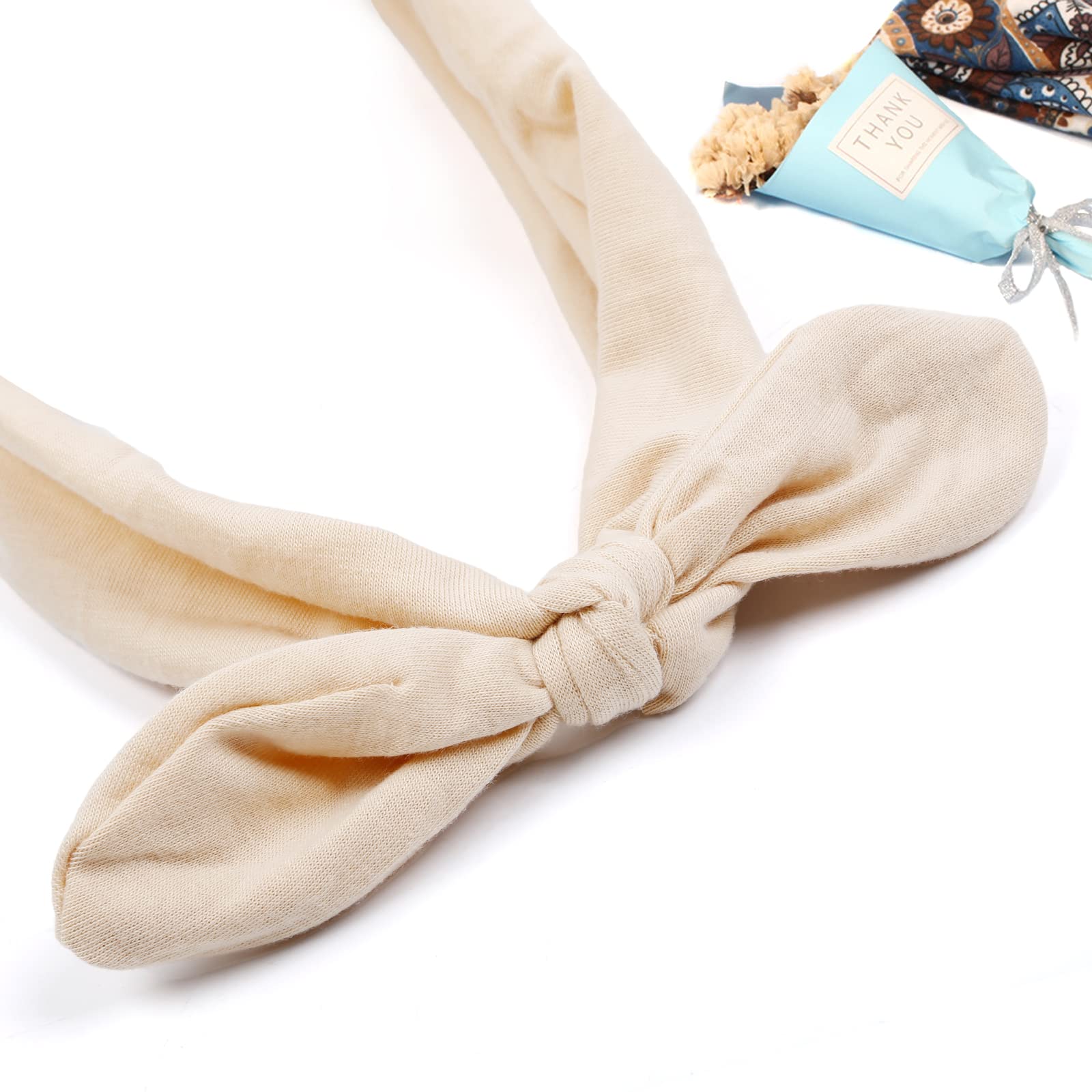 Huachi headband worn by model showing everyday styling benefit