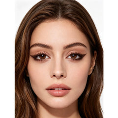 Hyesamyo close-up of retractable tip highlighting smooth creamy texture