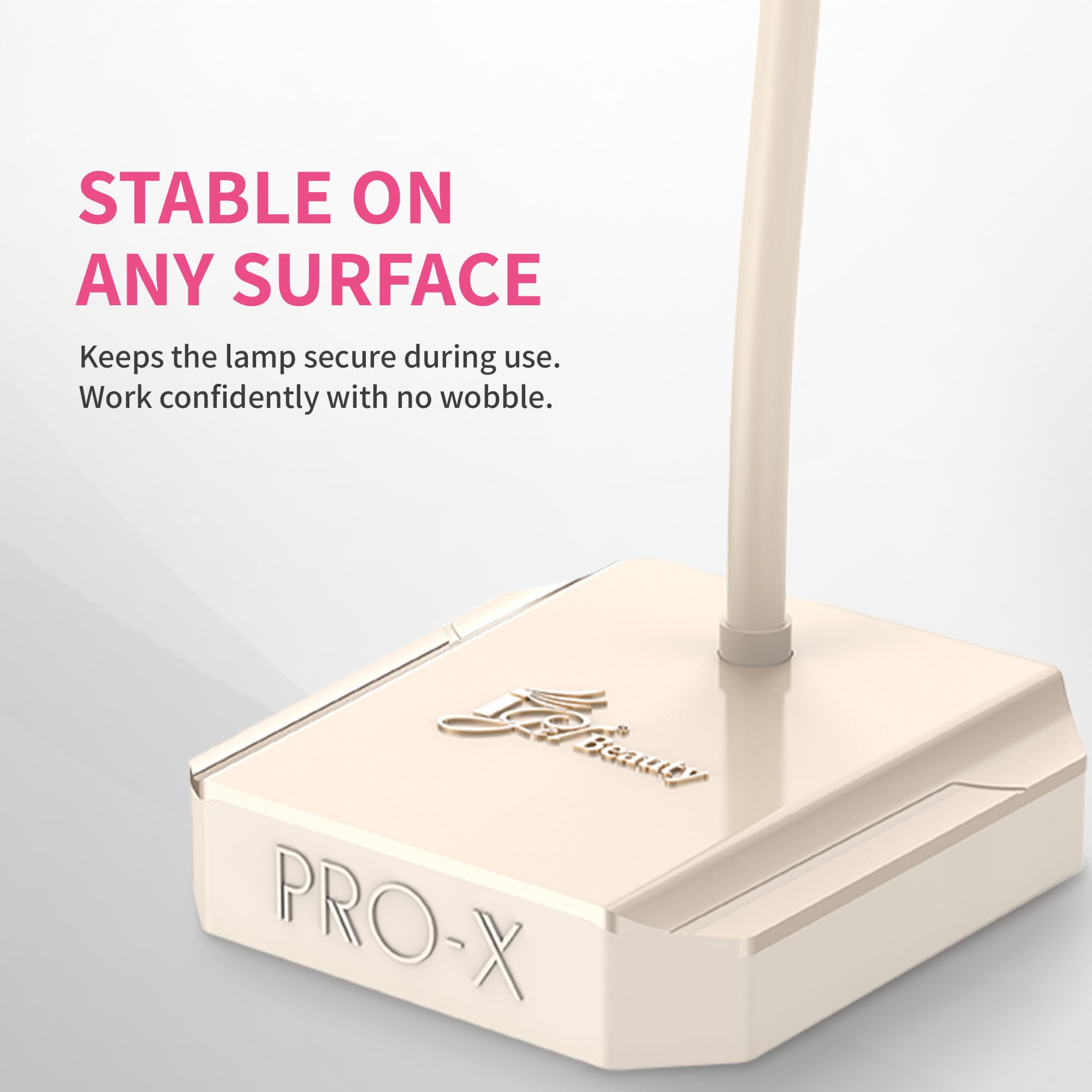 iGel Beauty PRO-X Mini battery indicator and USB-C port closeup for quick recharging