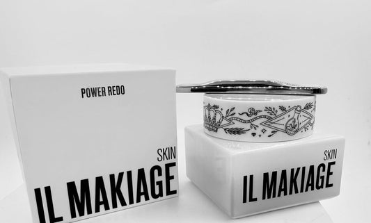 Il Makiage front packaging view showing compact tube and product name, highlights convenience.