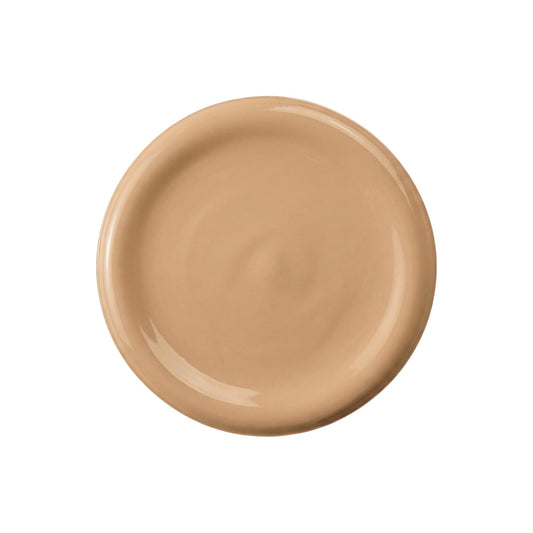Il Makiage texture close-up displaying smooth liquid finish and blendable coverage benefit