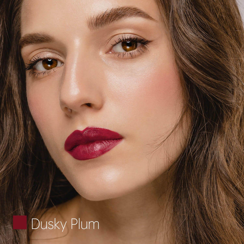 ilembane creamy texture close-up illustrating glide and hydrating finish