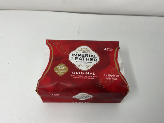 Imperial Leather single bar close-up displaying smooth texture and creamy finish benefit
