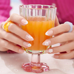 imPRESS side profile of almond-shaped nail demonstrating natural elongating effect