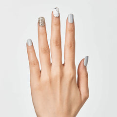 imPRESS close-up of squoval-shaped nails highlighting comfortable natural look