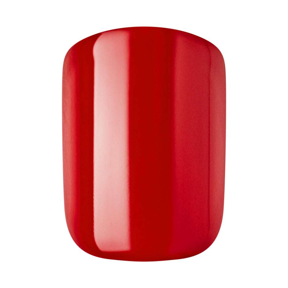 imPRESS side profile of nail curvature showing natural fit on nail bed