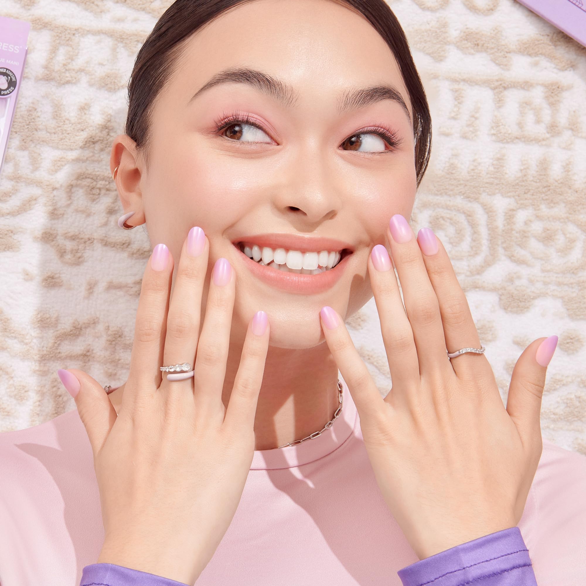 imPRESS close-up of purple ombre gradient showcasing smooth color blend