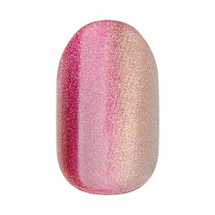 imPRESS nails on hand lifestyle shot illustrating natural, salon-ready look
