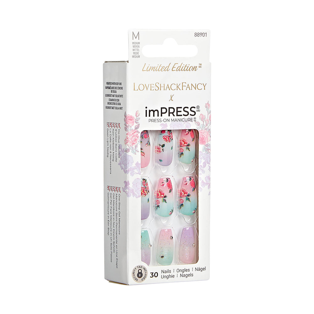 imPRESS close-up of medium coffin tip highlighting shape and comfortable slimmer fit benefit