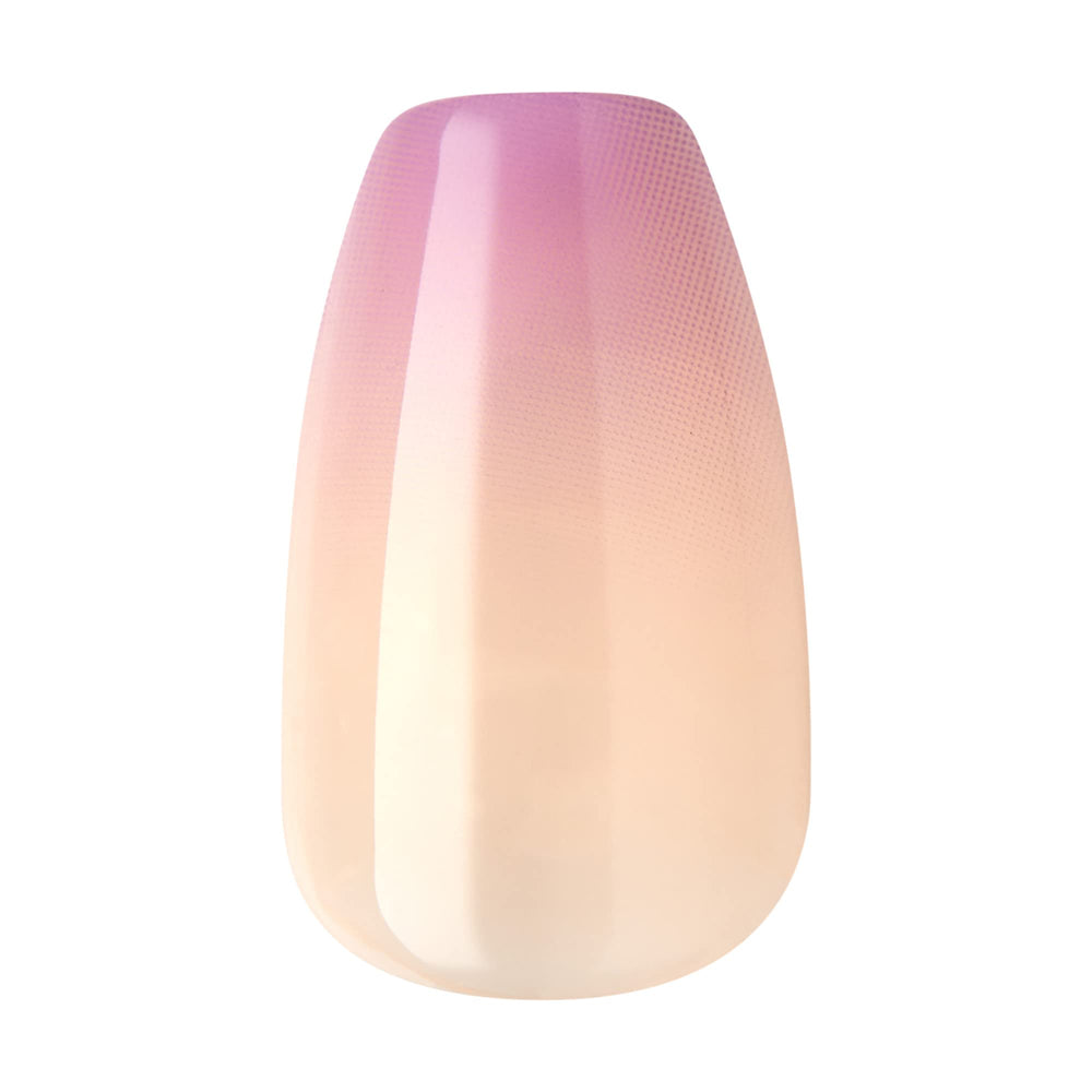 imPRESS nails on hand demonstrating comfortable fit and polished look