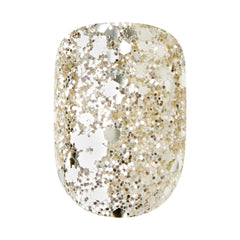 imPRESS model wearing short square white nails demonstrating natural look