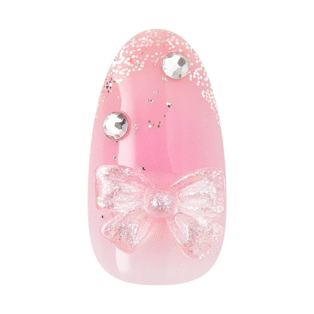 imPRESS hand pressing a Venus nail on demonstrating quick peel-and-press benefit